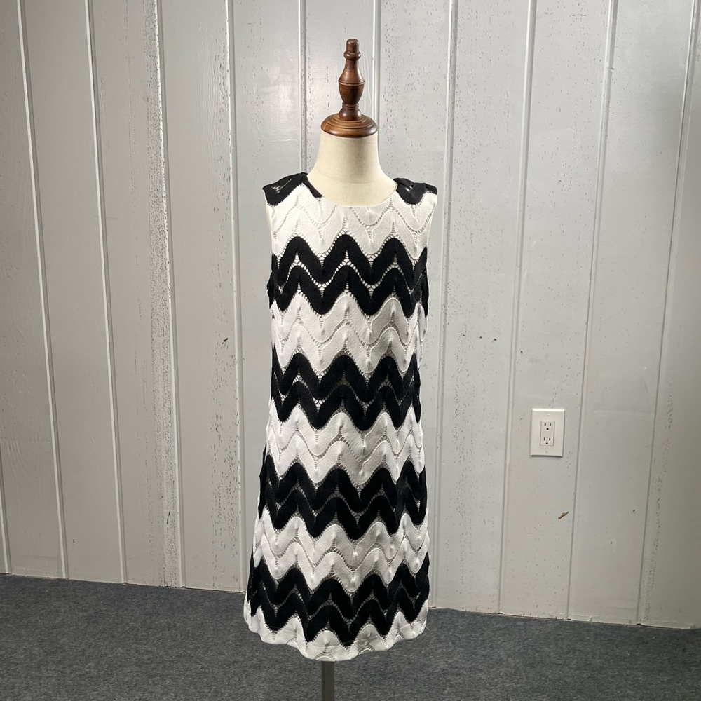 **KC Parker by Hartstrings Girl's  Black & White Zig Zag Lace Dress Sz 8